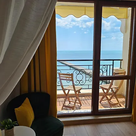 Cotty, Complex Carpe Diem Apartmán *