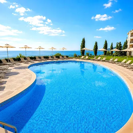 Cotty , Complex Carpe Diem Balchik, Free Parking & Swimming Pool Daire